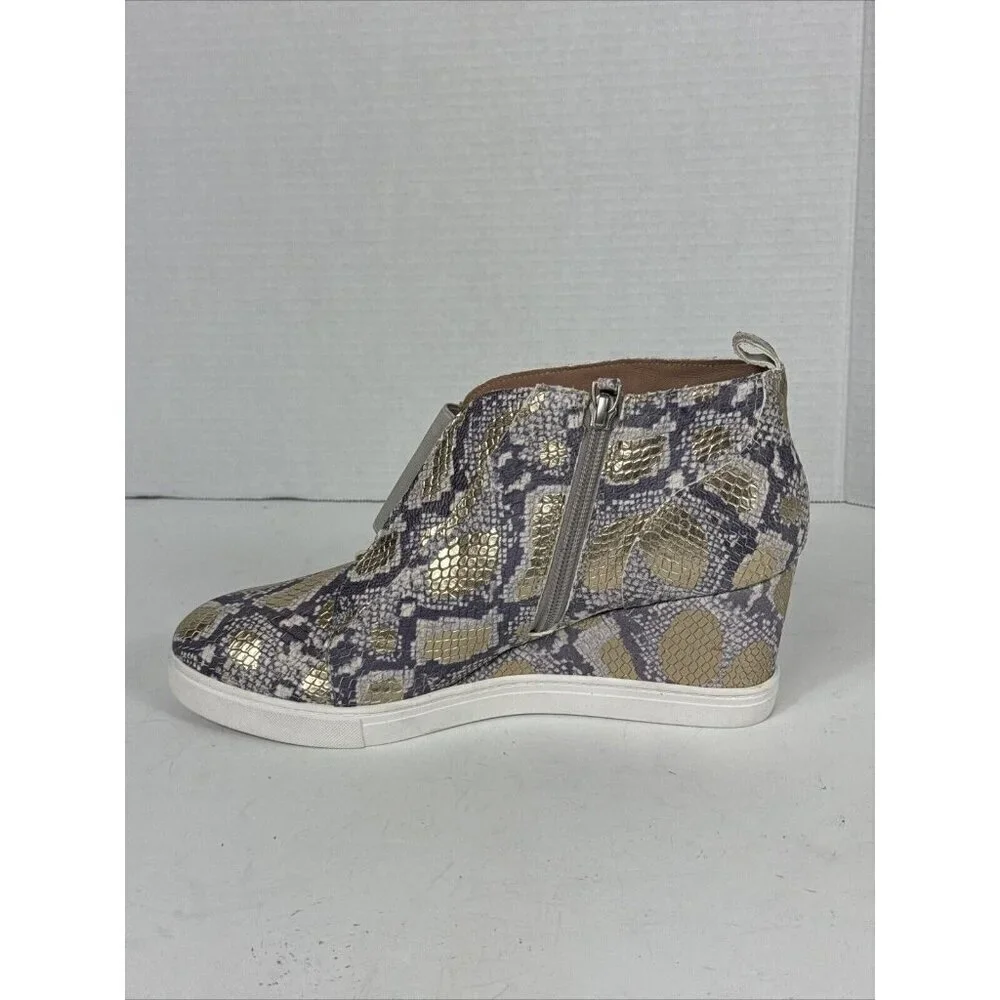 Linea Paolo NWOB Felicia III Wedge Sneaker Bootie 10M Black Snake‎ Print Leather